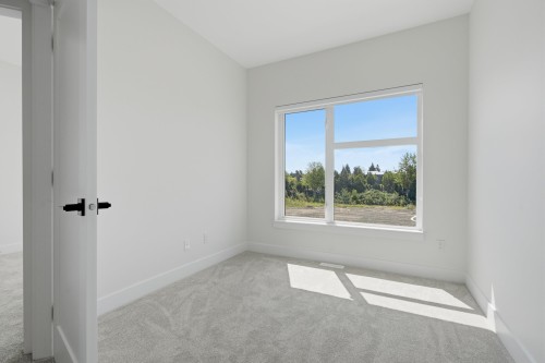 21-177 175A Street, Surrey, BC 