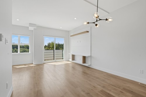 21-177 175A Street, Surrey, BC 