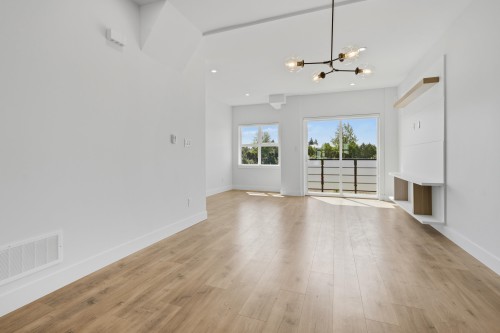 21-177 175A Street, Surrey, BC 