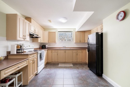 6128 150B Street, Surrey, BC 