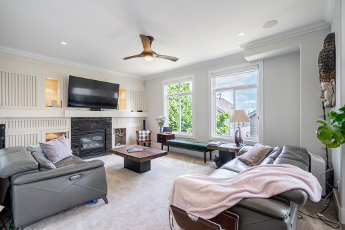 6128 150B Street, Surrey, BC 