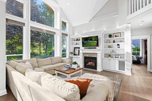 3733 Devonshire Drive, Surrey, BC 