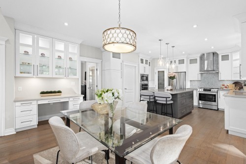 3733 Devonshire Drive, Surrey, BC 