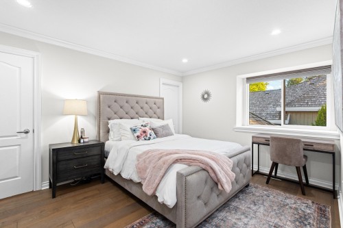 3733 Devonshire Drive, Surrey, BC 