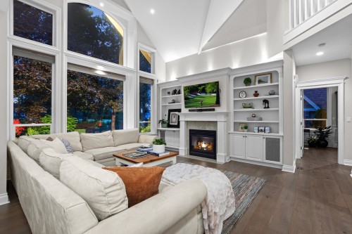 3733 Devonshire Drive, Surrey, BC 