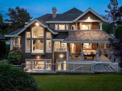 3733 Devonshire Drive, Surrey, BC 