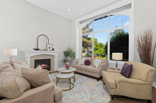 3733 Devonshire Drive, Surrey, BC 