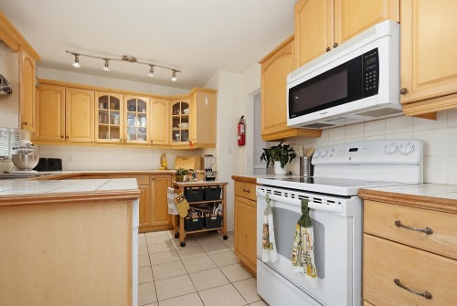 27039 28B Avenue, Langley, BC 
