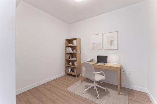 3009-13675 107A Avenue, Surrey, BC 