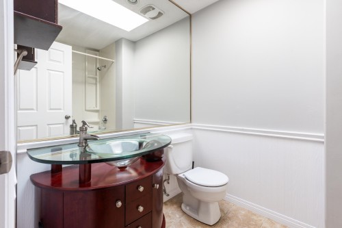 2266 Willoughby Way, Langley, BC 