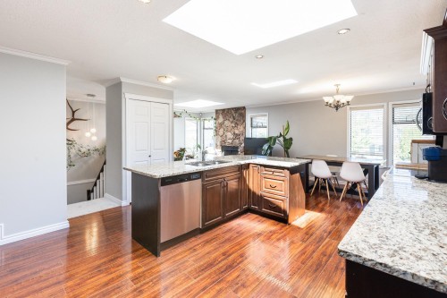 2266 Willoughby Way, Langley, BC 