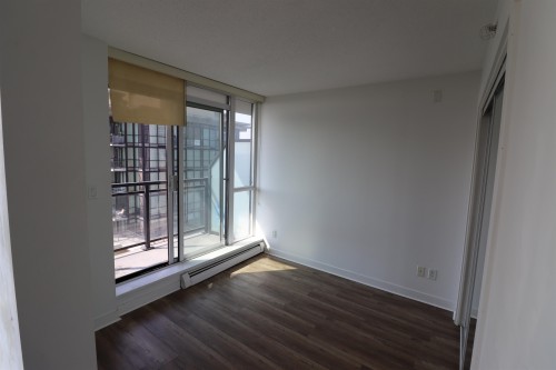 1906-10777 University Drive, Surrey, BC 