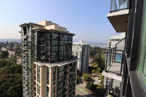 1906-10777 University Drive, Surrey, BC 