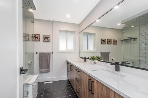 2331 Anora Drive, Abbotsford, BC 