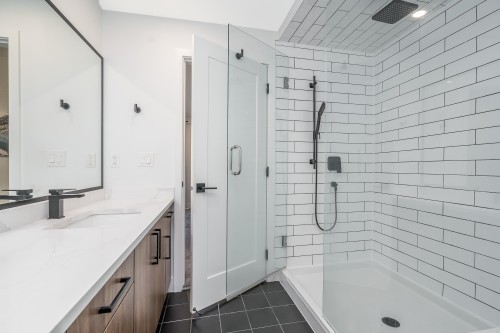 2331 Anora Drive, Abbotsford, BC 