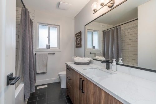 2331 Anora Drive, Abbotsford, BC 