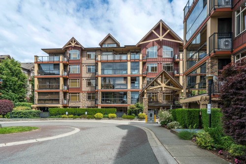 581-8288 207a Street  Langley, BC V2Y 0L2