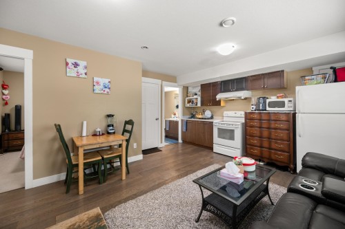 10-15977 26 Avenue, Surrey, BC 
