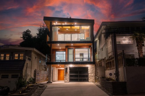 14857 Buena Vista Avenue  White Rock, BC V4B 1X3