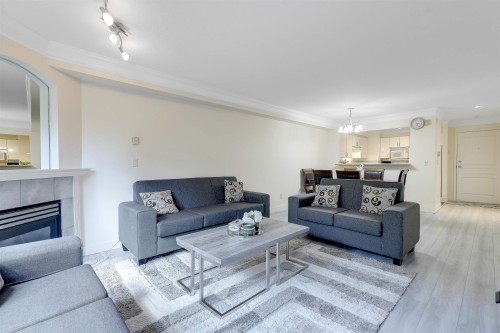 207-6385 121 Street, Surrey, BC 