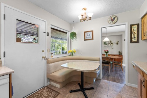 19949 51 Avenue, Langley, BC - Indoor