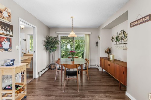 19949 51 Avenue, Langley, BC - Indoor Photo Showing Dining Room