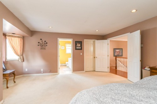 6236 128A Street, Surrey, BC 