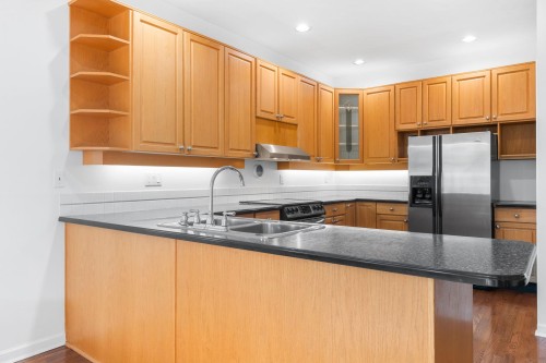 15046 Semiahmoo Place, Surrey, BC 