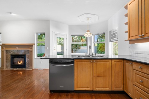 15046 Semiahmoo Place, Surrey, BC 