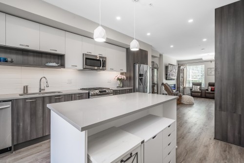 15-20087 68 Avenue, Langley, BC 