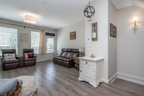 15-20087 68 Avenue, Langley, BC 