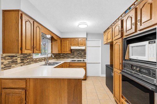 11582 84A Avenue, Delta, BC 