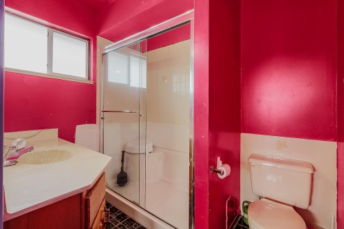 12441 71A Avenue, Surrey, BC 