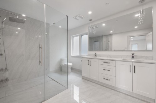 952 Parker Street, White Rock, BC 