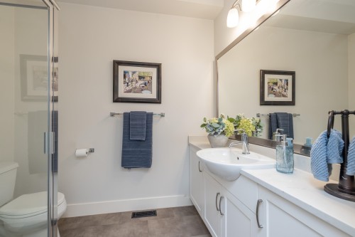 27-15454 32 Avenue, Surrey, BC 