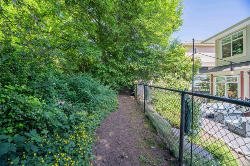 27-15454 32 Avenue, Surrey, BC 
