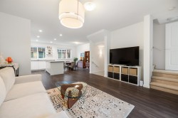 60-15487 99a Avenue Surrey, BC V3R 0G9