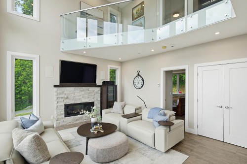 33449 Richards Avenue, Mission, BC 
