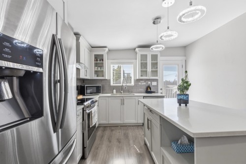 13035 98A Avenue, Surrey, BC 