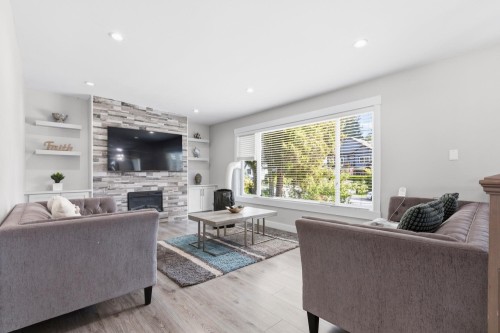 13035 98A Avenue, Surrey, BC 