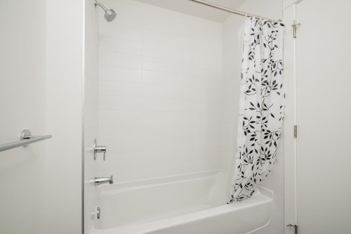40-19159 Watkins Drive, Surrey, BC 