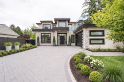 6052 172 Street Surrey, BC V3S 3Z7