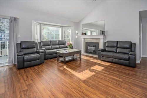 504-9123 154 Street, Surrey, BC 