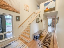 3701 Nico Wynd Drive Surrey, BC V4P 1J1