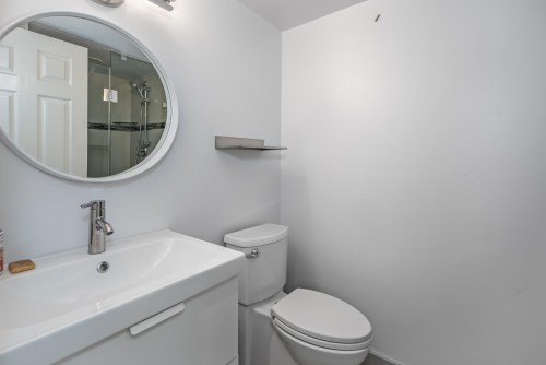 309-1350 Vidal Street, White Rock, BC 