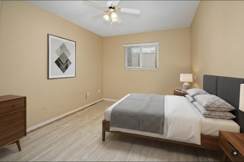 309-1350 Vidal Street, White Rock, BC 