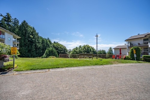 309-1350 Vidal Street, White Rock, BC 