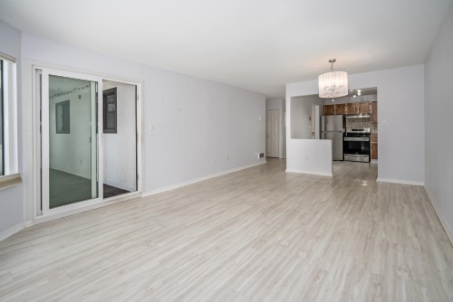 309-1350 Vidal Street, White Rock, BC 