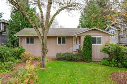 1320 Kent Street White Rock, BC V4B 4T7