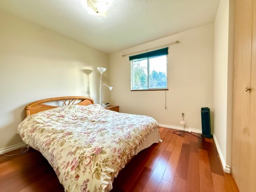 18572 76 Avenue, Surrey, BC 